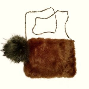 IM❤️ Crossbody Faux Fur Handbag Faux Fur Pom Zipper NWOT